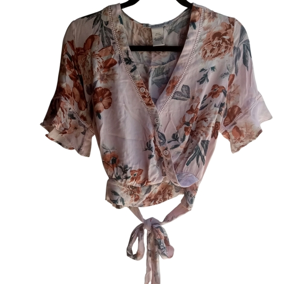 American Rag Top Blouse Size L Floral Cropped Flutter Short Sleeves Tie Waist - Picture 1 of 10